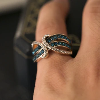 Népszerű Európai, illetve Amerikai Geometriai Gyűrű a Nők Kreatív Hölgyek Kék Kristály Bankett Gyűrű, Ékszerek Egész Eladó